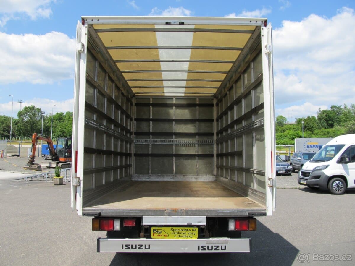 2015 Isuzu OSTATNÍ - 4