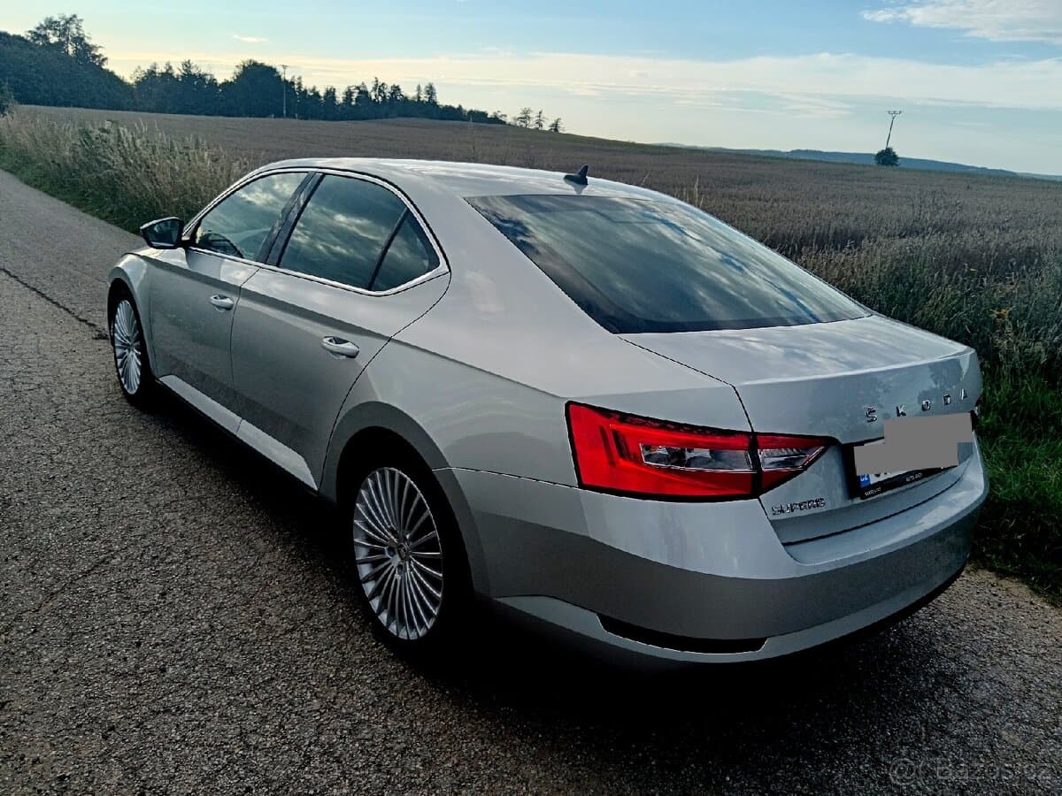 2021 Škoda SUPERB - 4