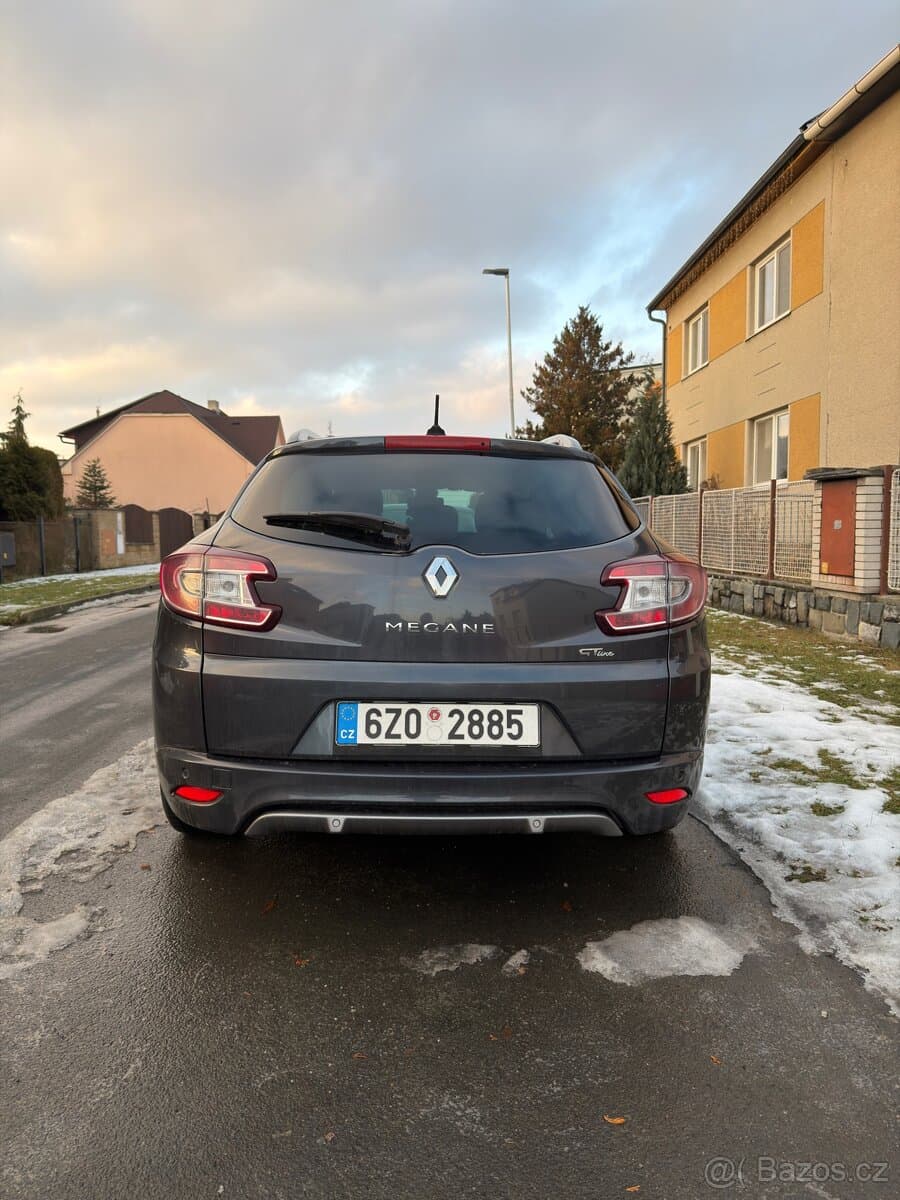 Renault MEGANE - 4