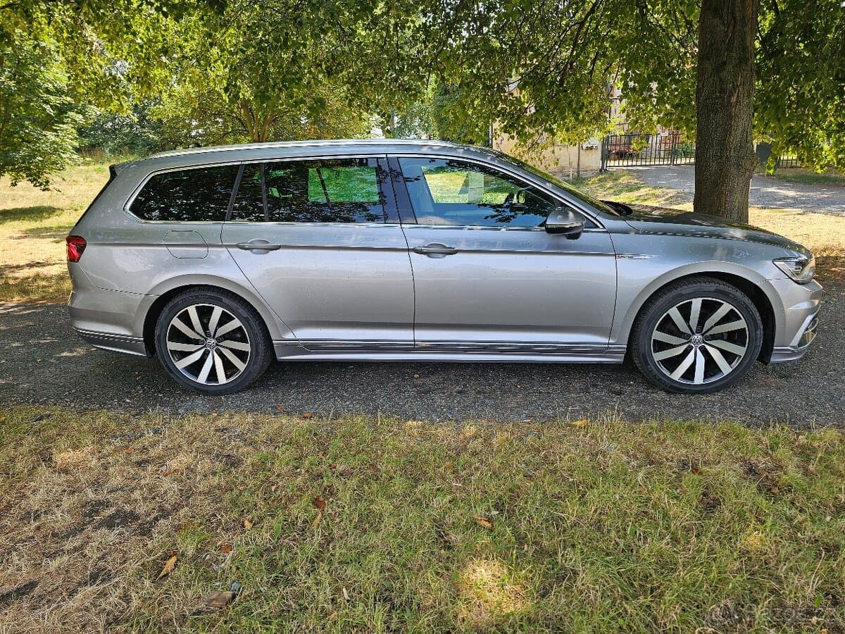 2018 Volkswagen PASSAT - 4