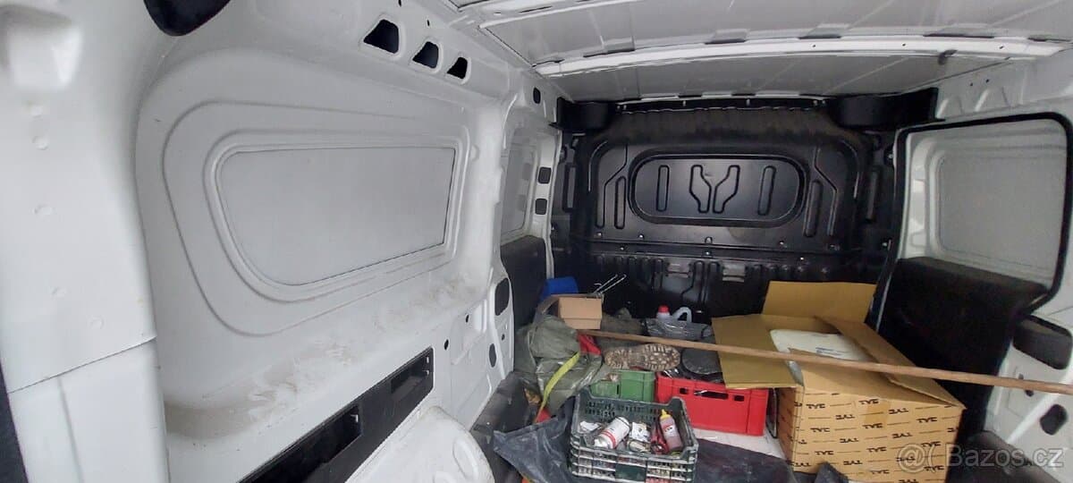 Opel COMBO - 4