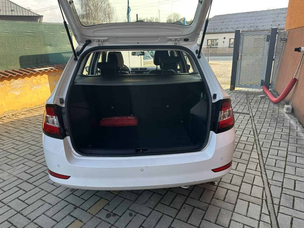 2021 Škoda FABIA - 4
