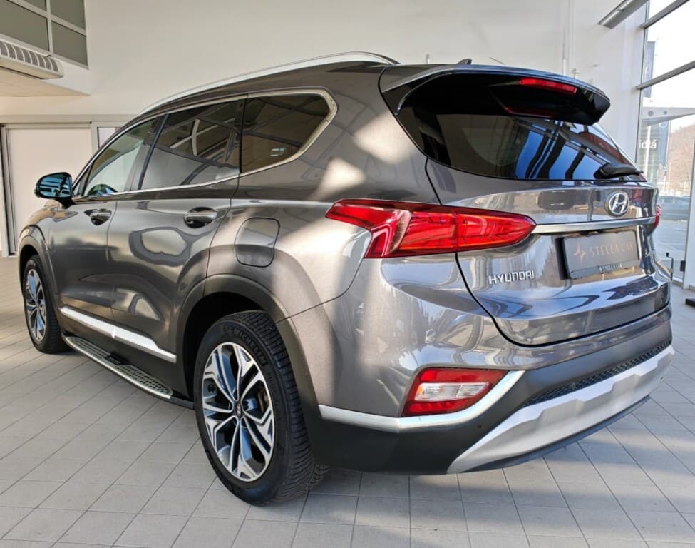 2019 Hyundai SANTA FE - 4