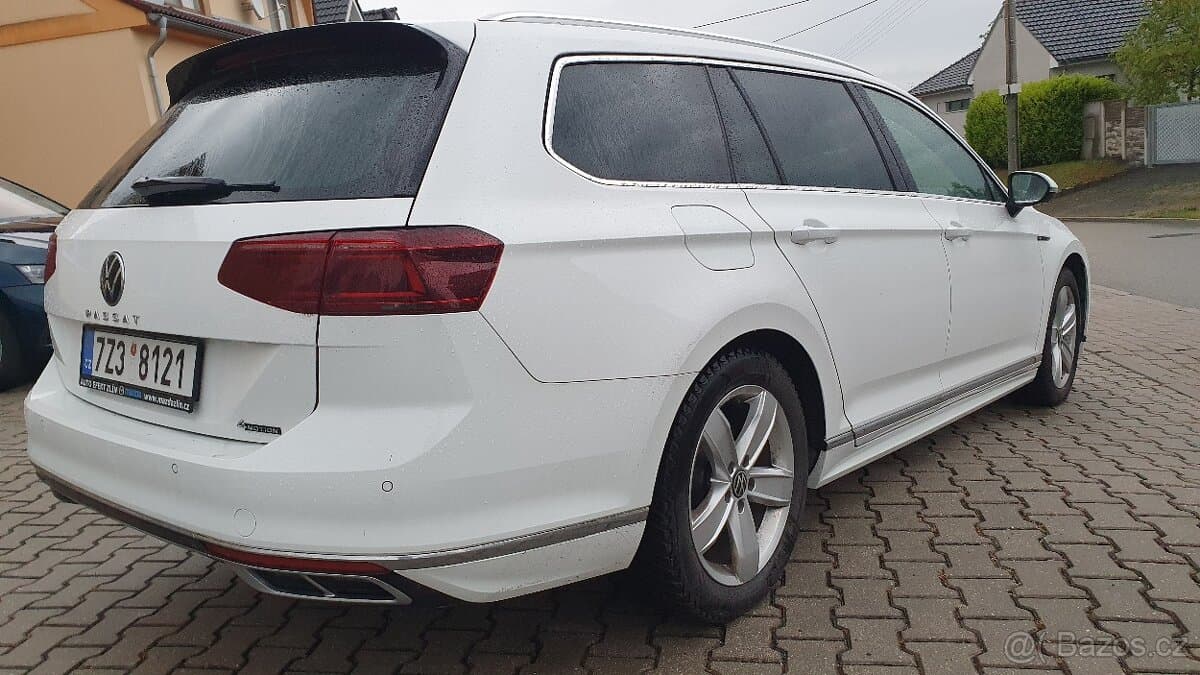 2021 Volkswagen PASSAT - 4