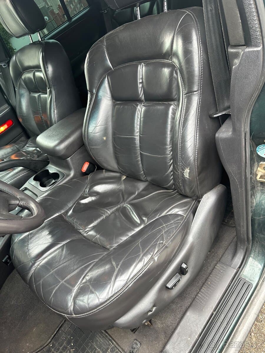 2000 Jeep CHEROKEE - 4