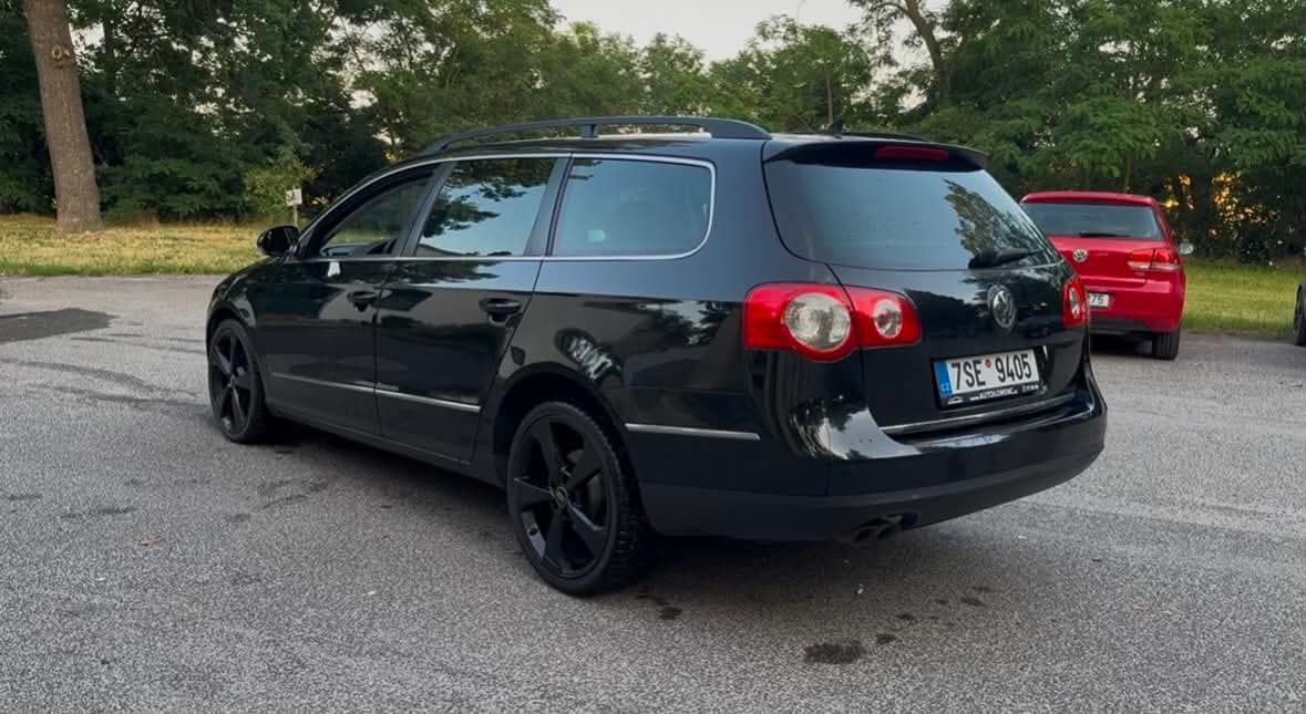 2009 Volkswagen PASSAT - 4