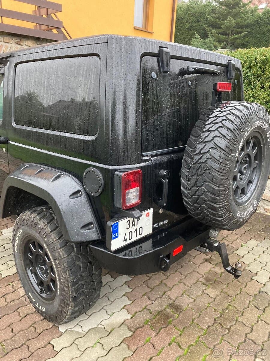 2011 Jeep WRANGLER - 4