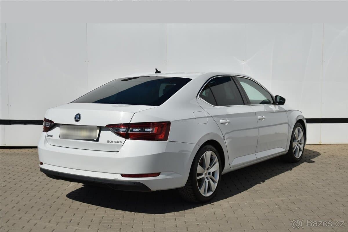 2018 Škoda SUPERB - 4