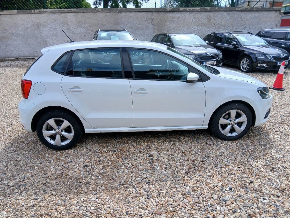 2015 Volkswagen POLO - 4