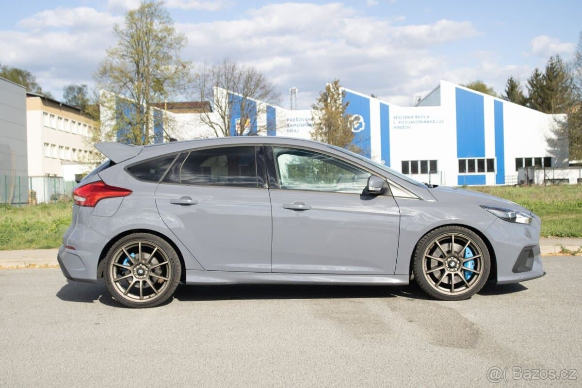 2017 Ford FOCUS - 4