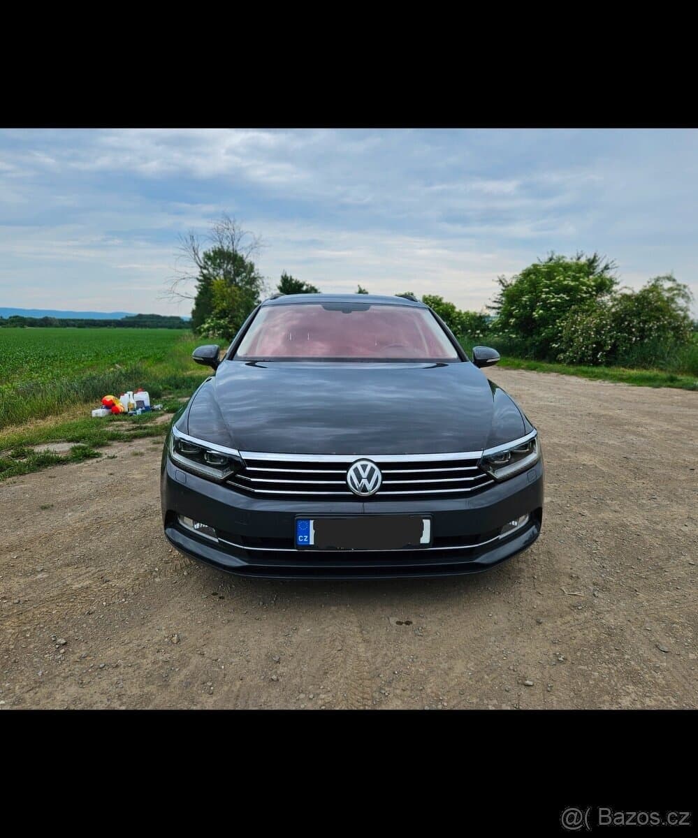 2015 Volkswagen PASSAT - 4