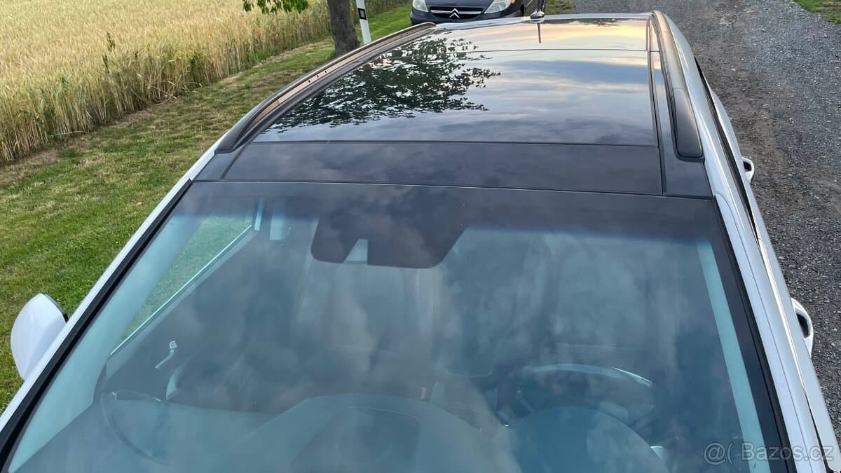 2015 Hyundai SANTA FE - 4