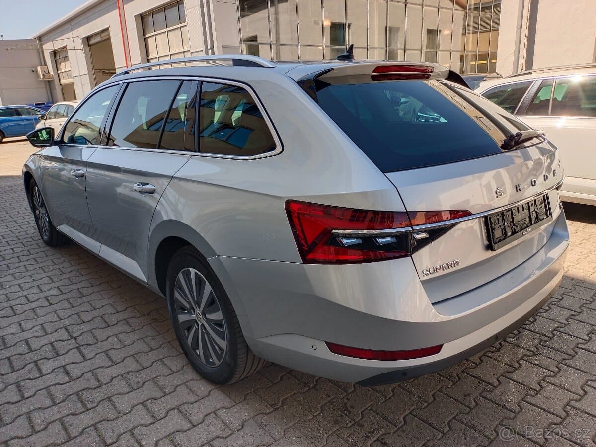 2023 Škoda SUPERB - 4