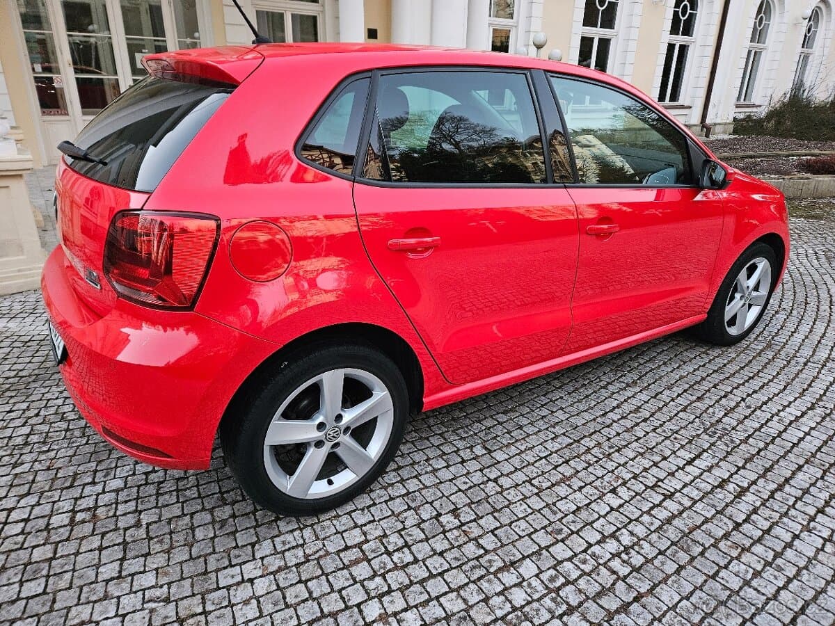 2017 Volkswagen POLO - 4