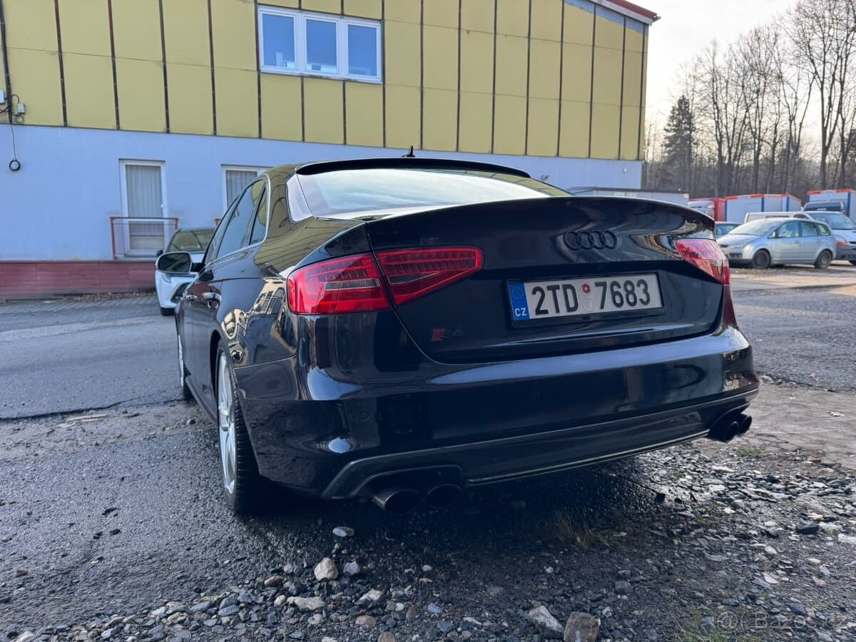 2013 Audi S4 - 4