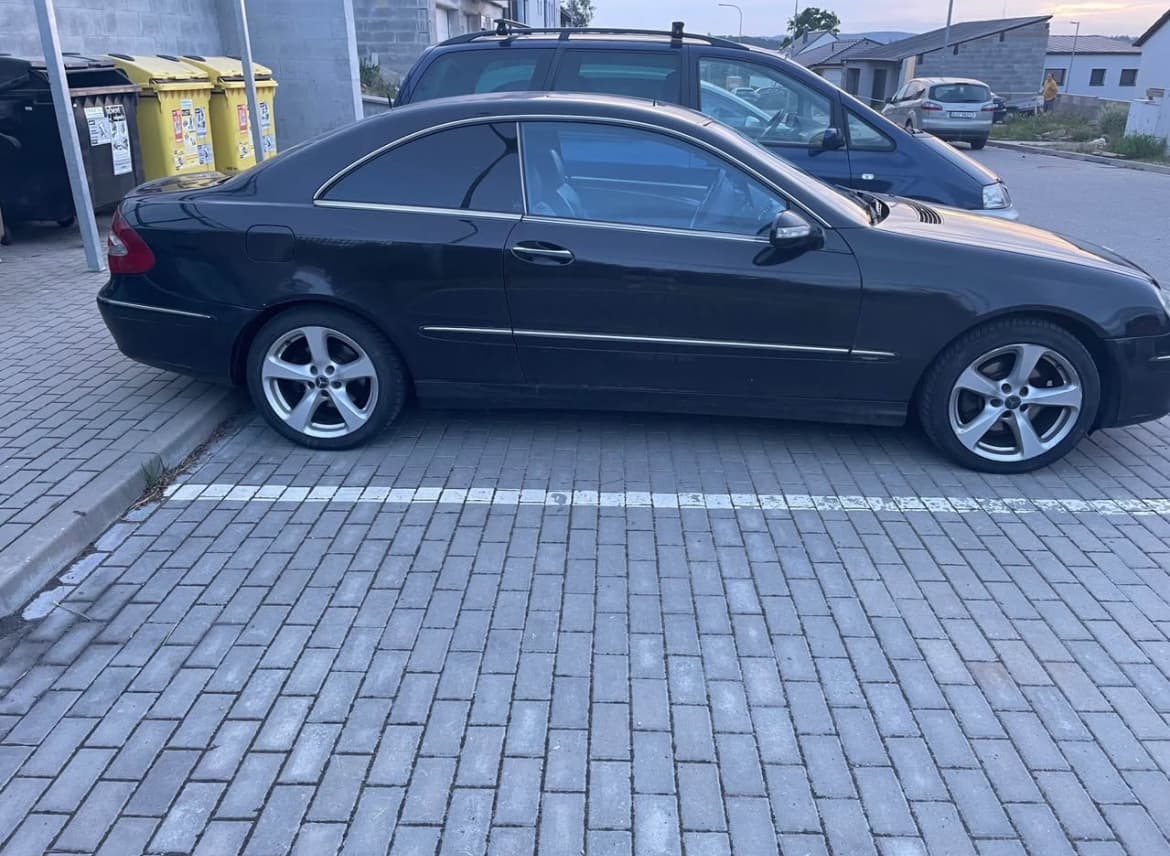 2005 Mercedes-Benz CLK - 4