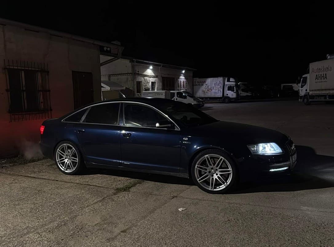 2006 Audi S6 - 4