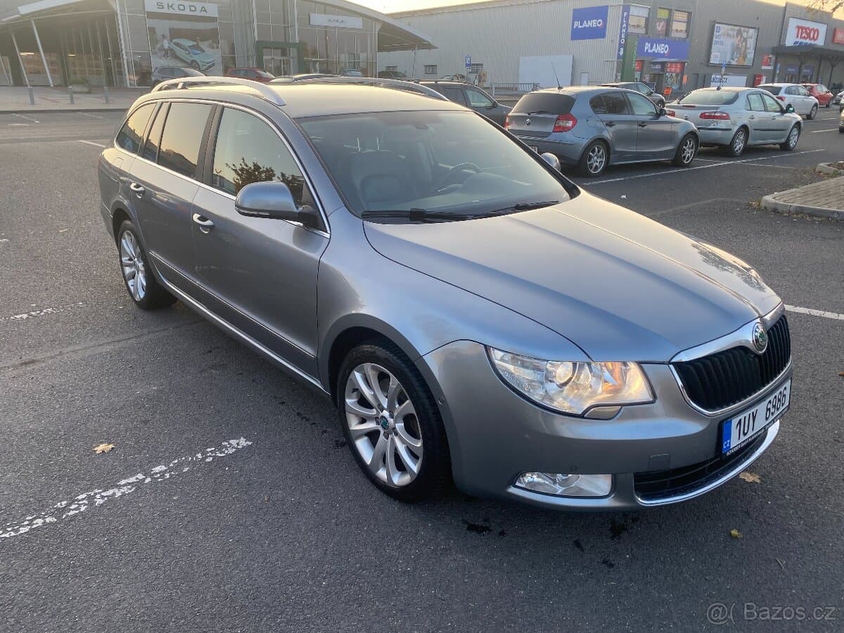 2011 Škoda SUPERB - 4