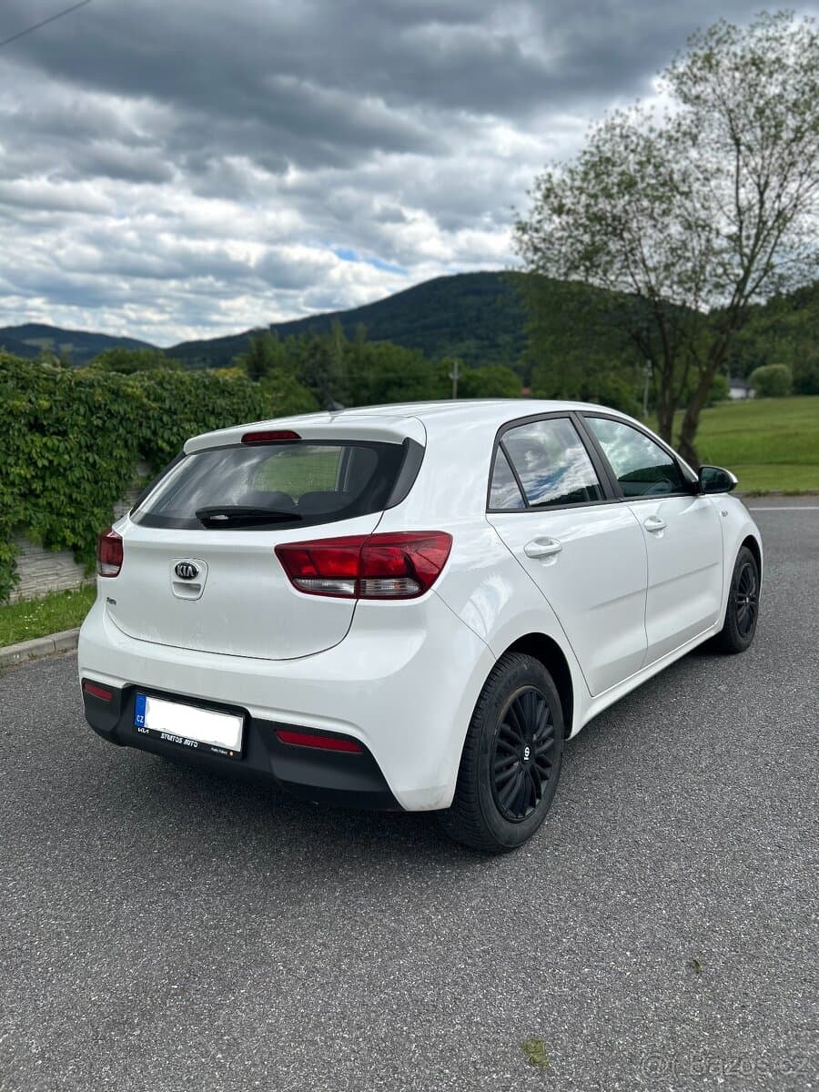2018 Kia RIO - 4