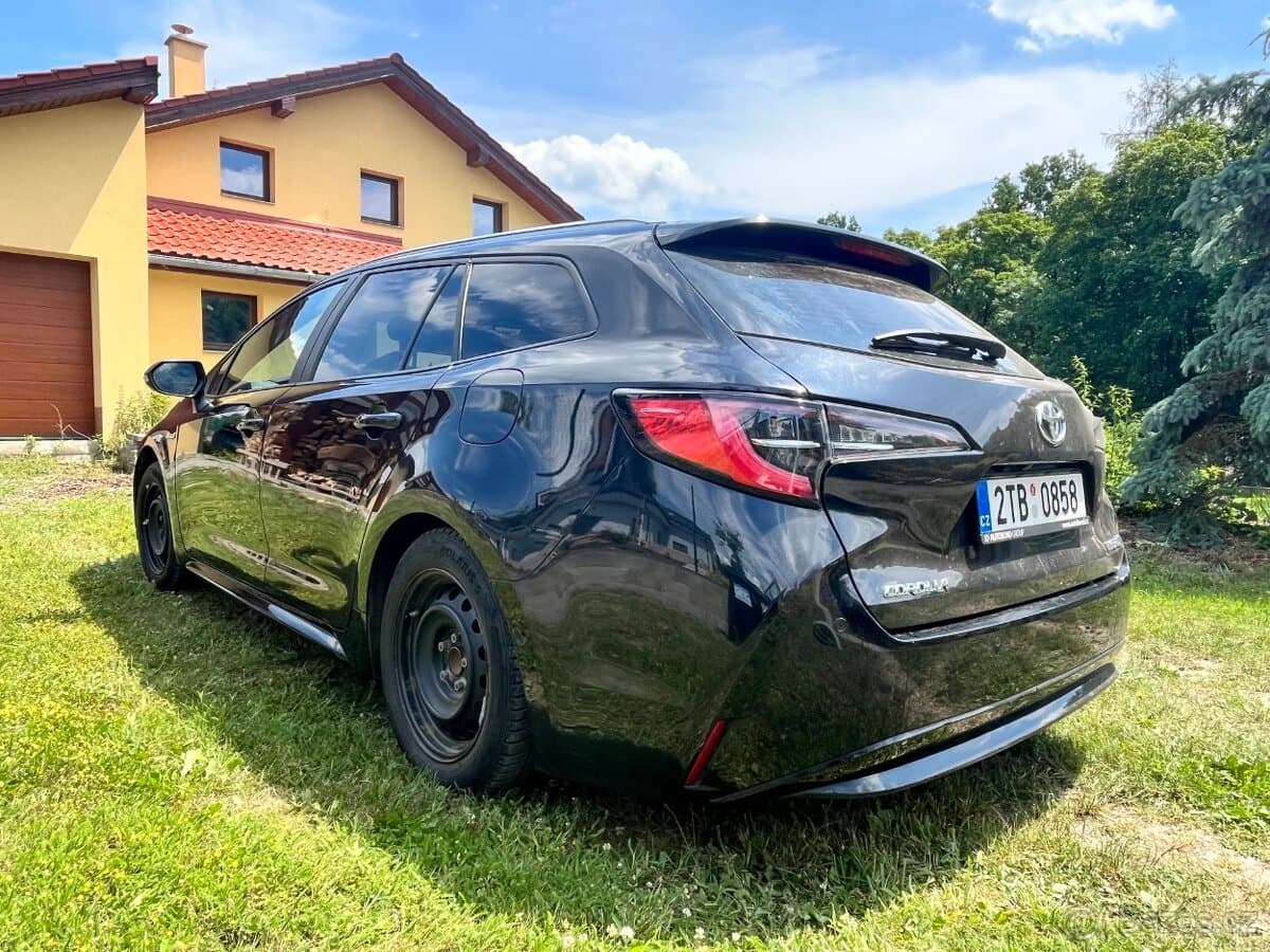 2021 Toyota COROLLA - 4