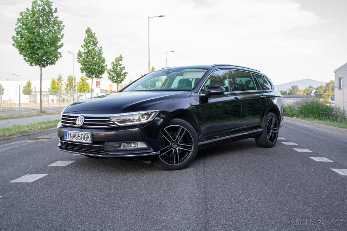 2018 Volkswagen PASSAT - 4