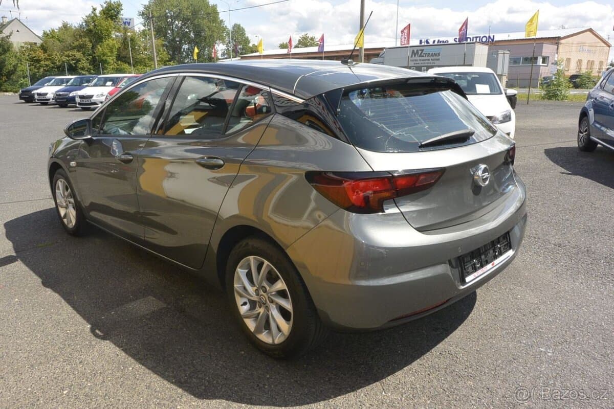 2020 Opel ASTRA - 4