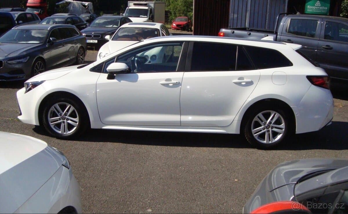 2023 Toyota COROLLA - 4