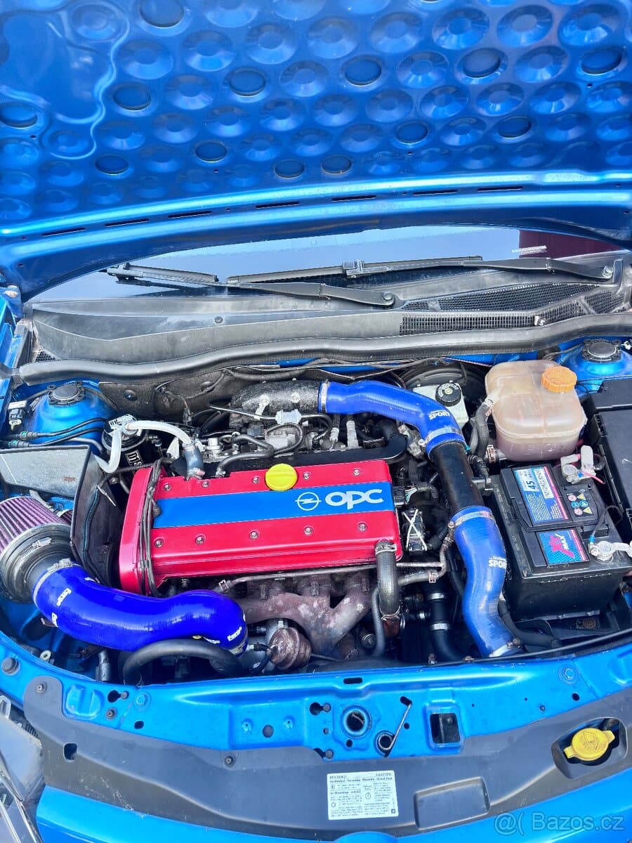 Opel ASTRA - 4