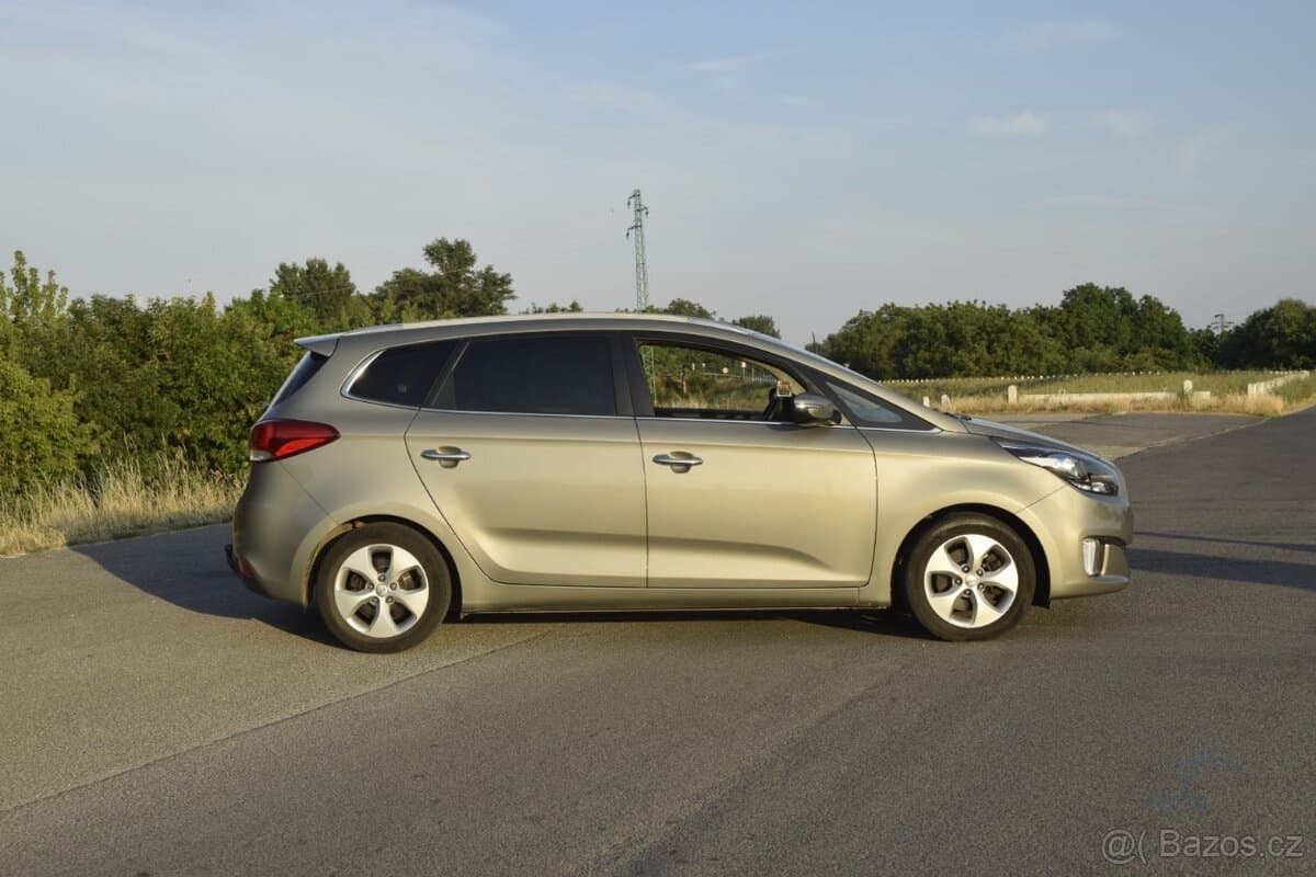 2014 Kia CARENS - 4