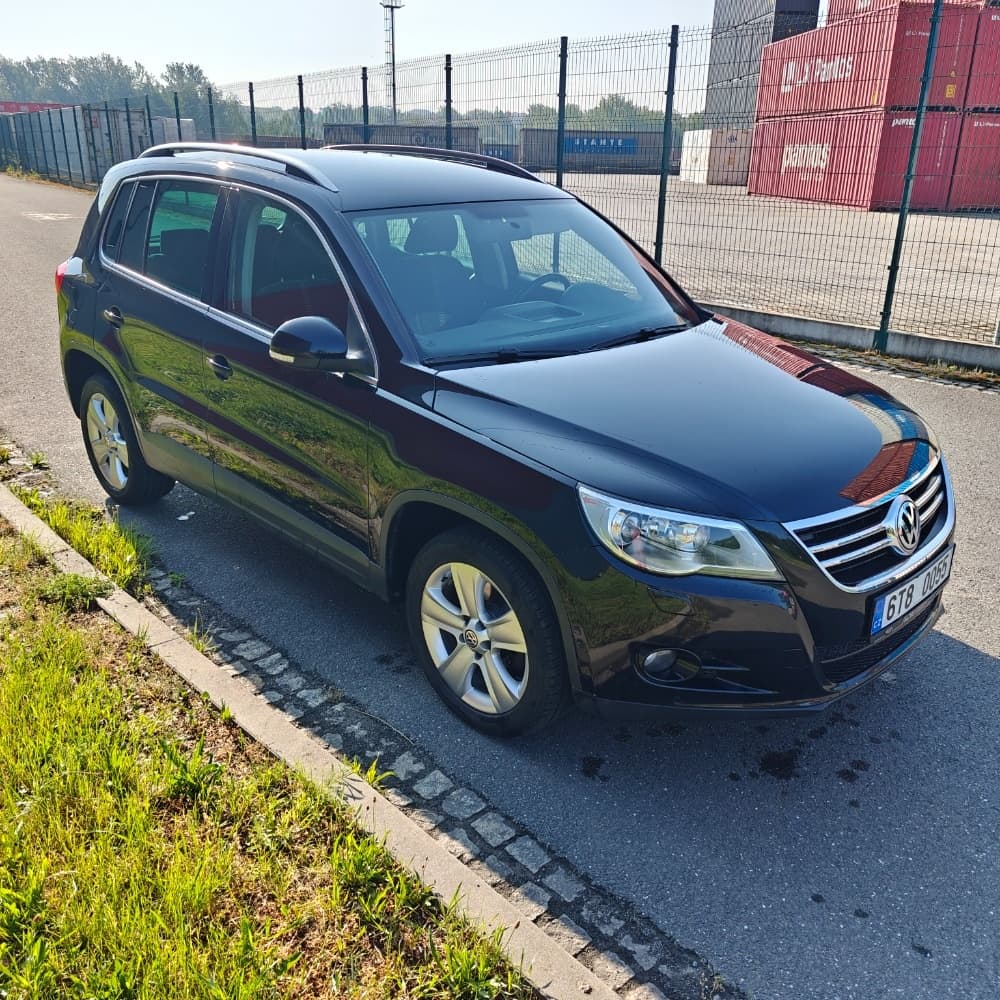 2010 Volkswagen TIGUAN - 4