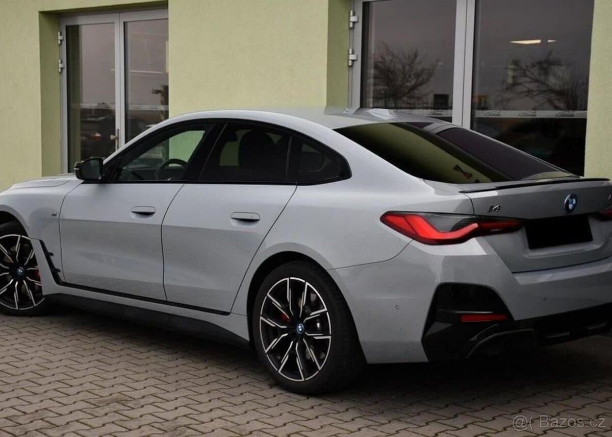 2023 BMW M5 - 4