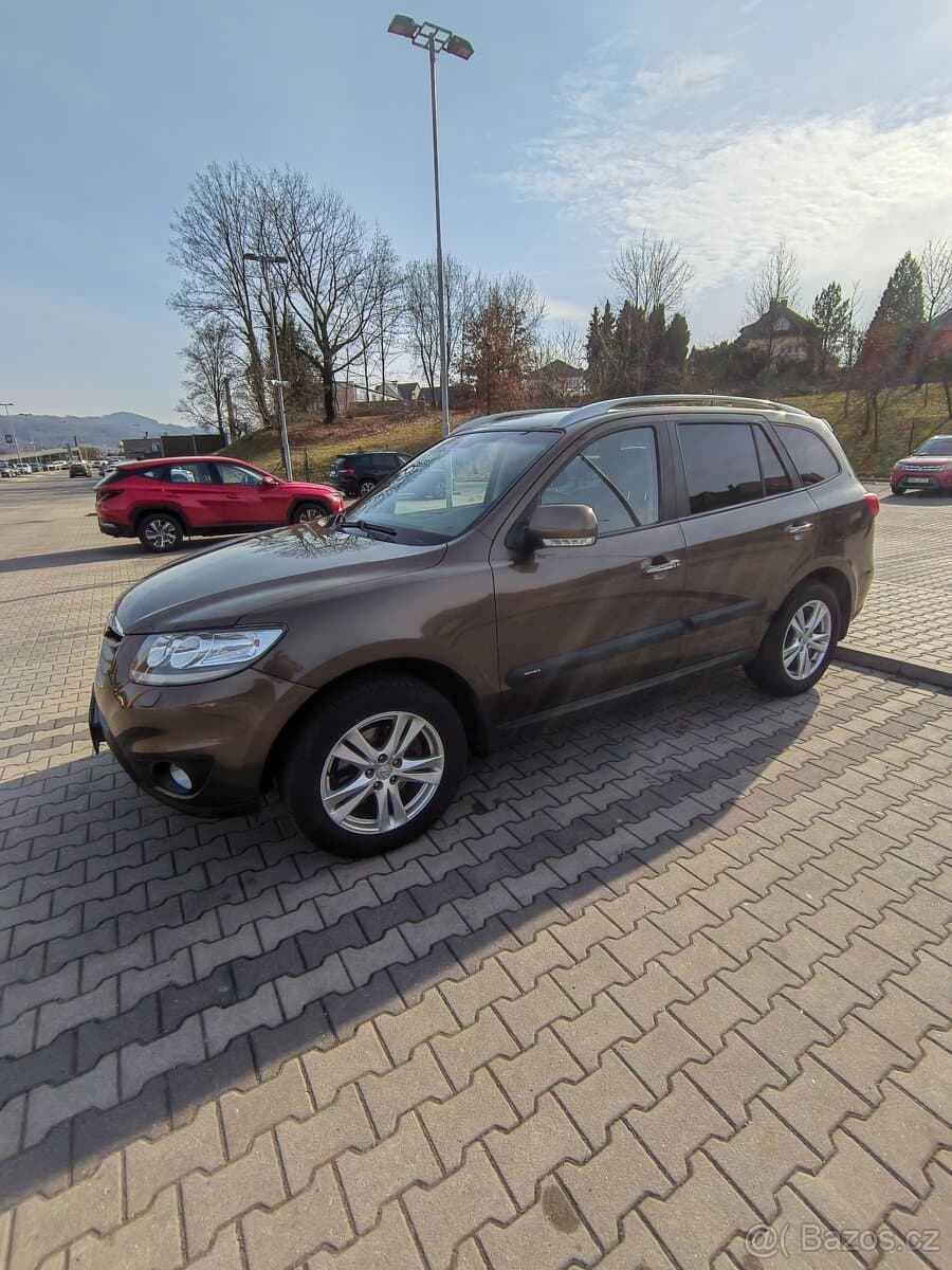 2012 Hyundai SANTA FE - 4