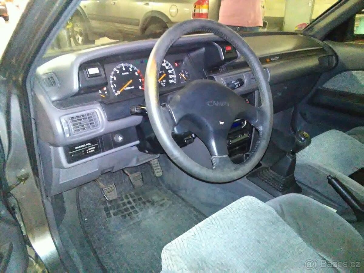 1990 Toyota CAMRY - 4