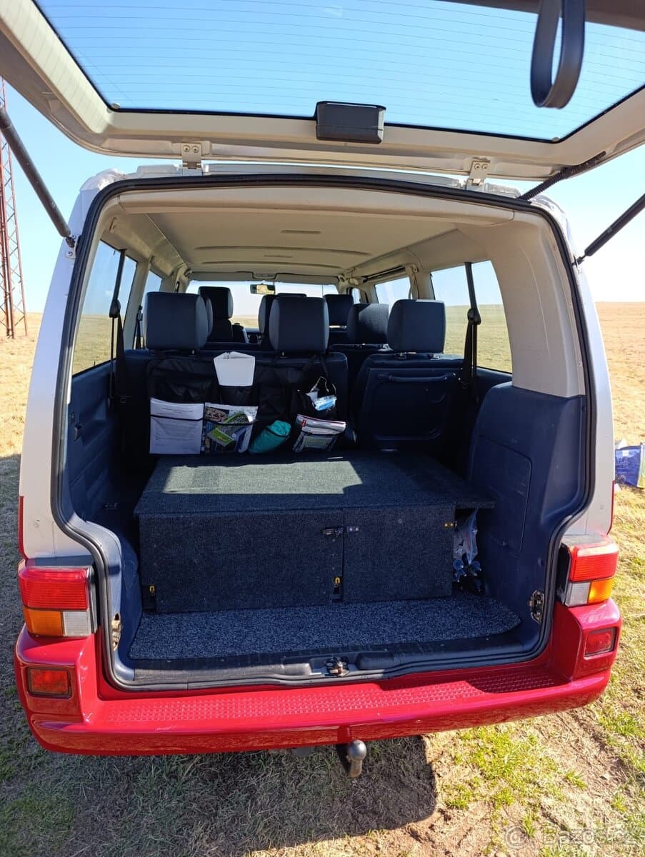 2003 Volkswagen CARAVELLE - 4
