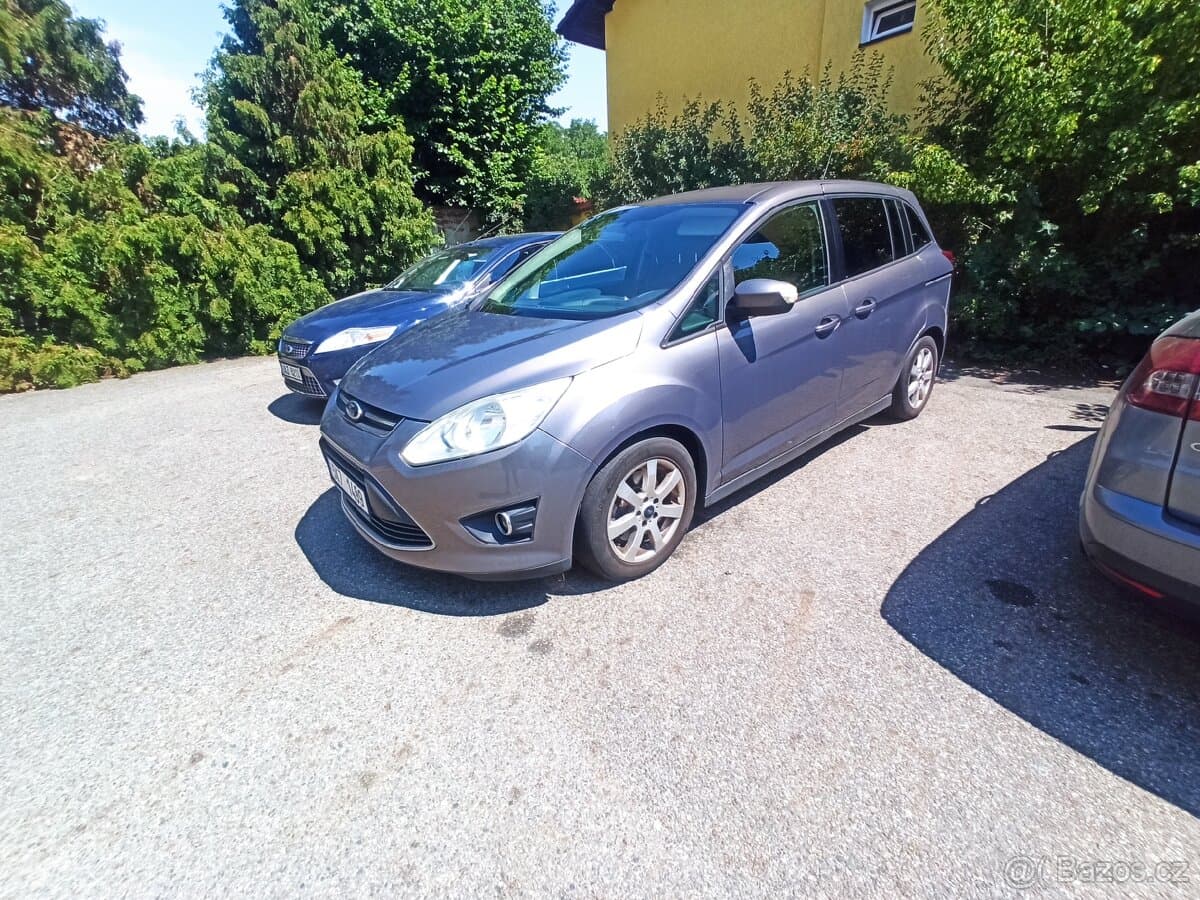 2011 Ford C-MAX - 4
