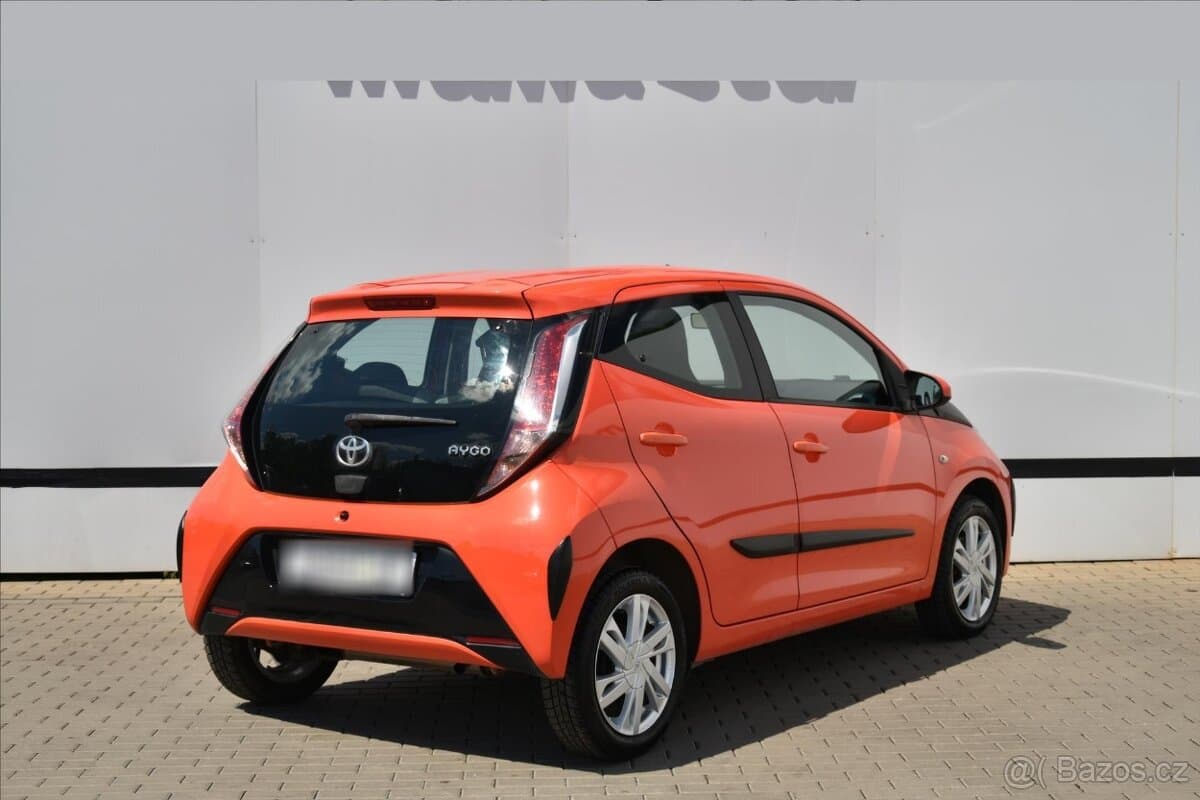 2015 Toyota AYGO - 4