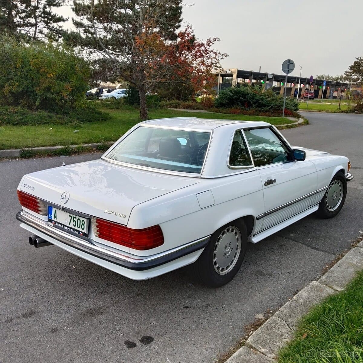 1988 Mercedes-Benz SL - 4