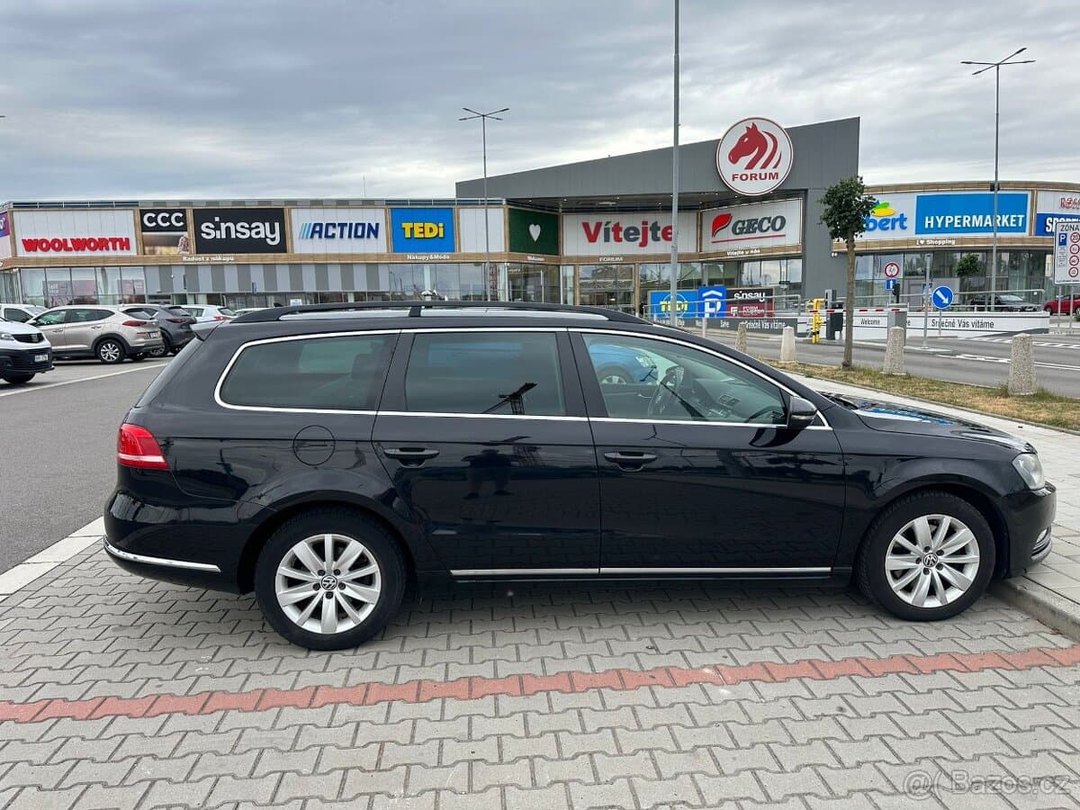 2013 Volkswagen PASSAT - 4
