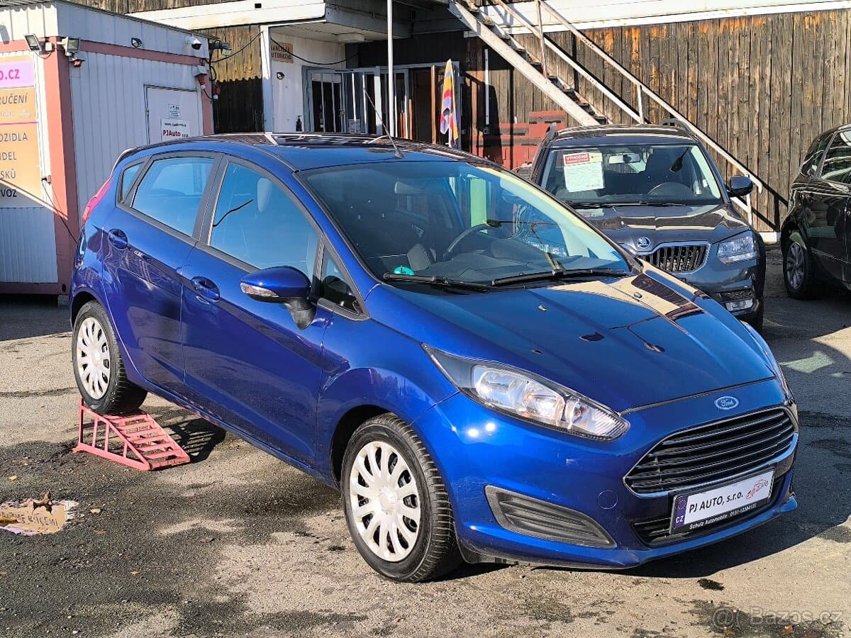 2013 Ford FIESTA - 4