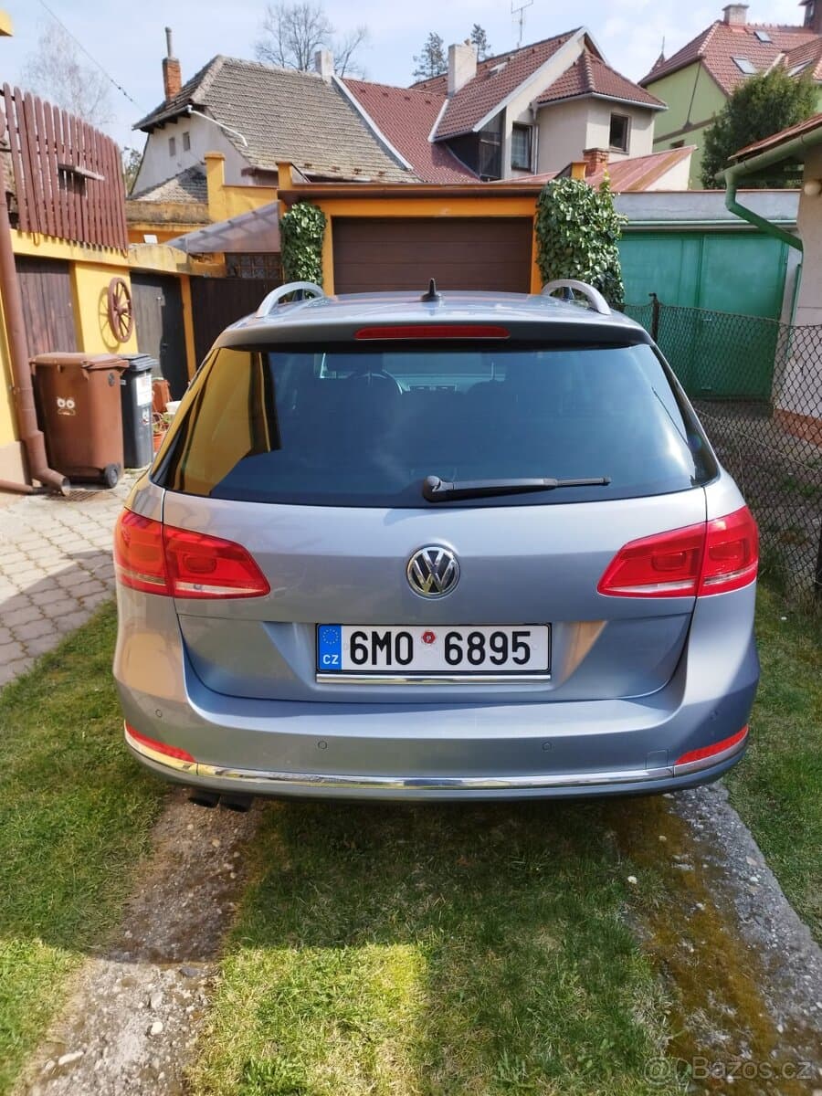 2013 Volkswagen PASSAT - 4