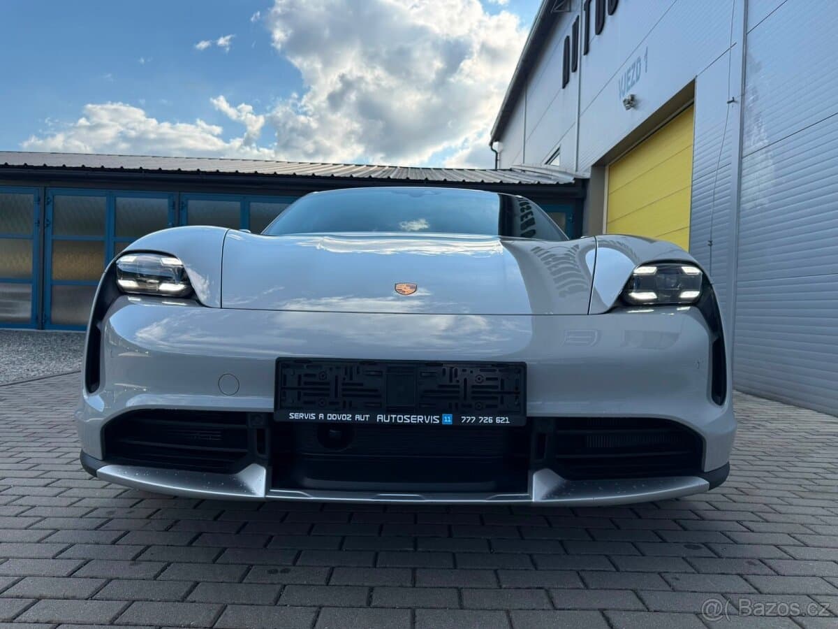 2021 Porsche TAYCAN - 4