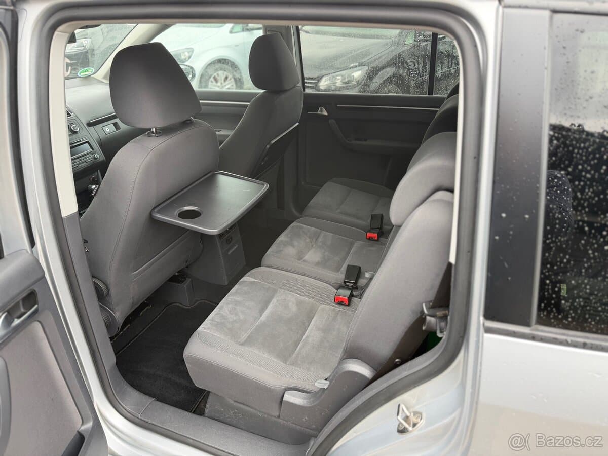 2011 Volkswagen TOURAN - 4