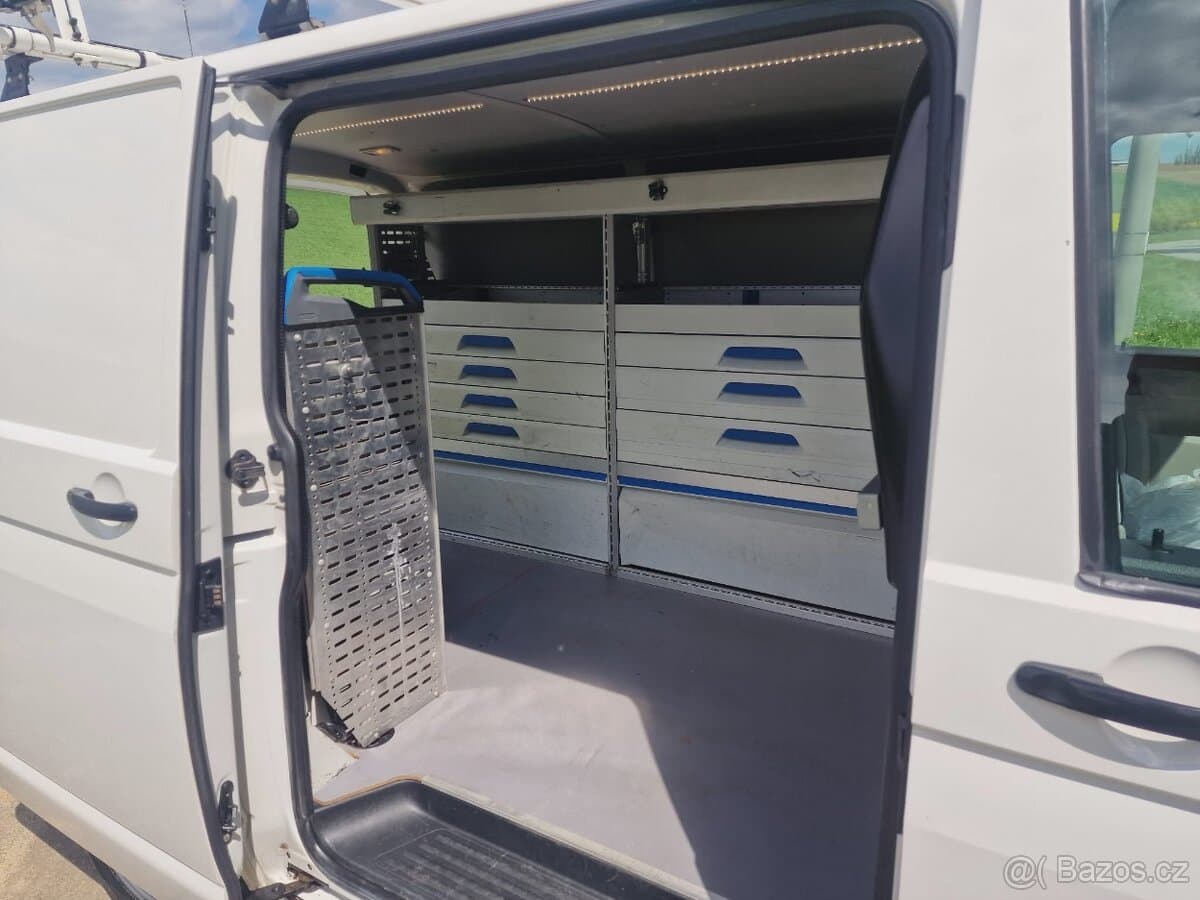 2017 Volkswagen TRANSPORTER - 4