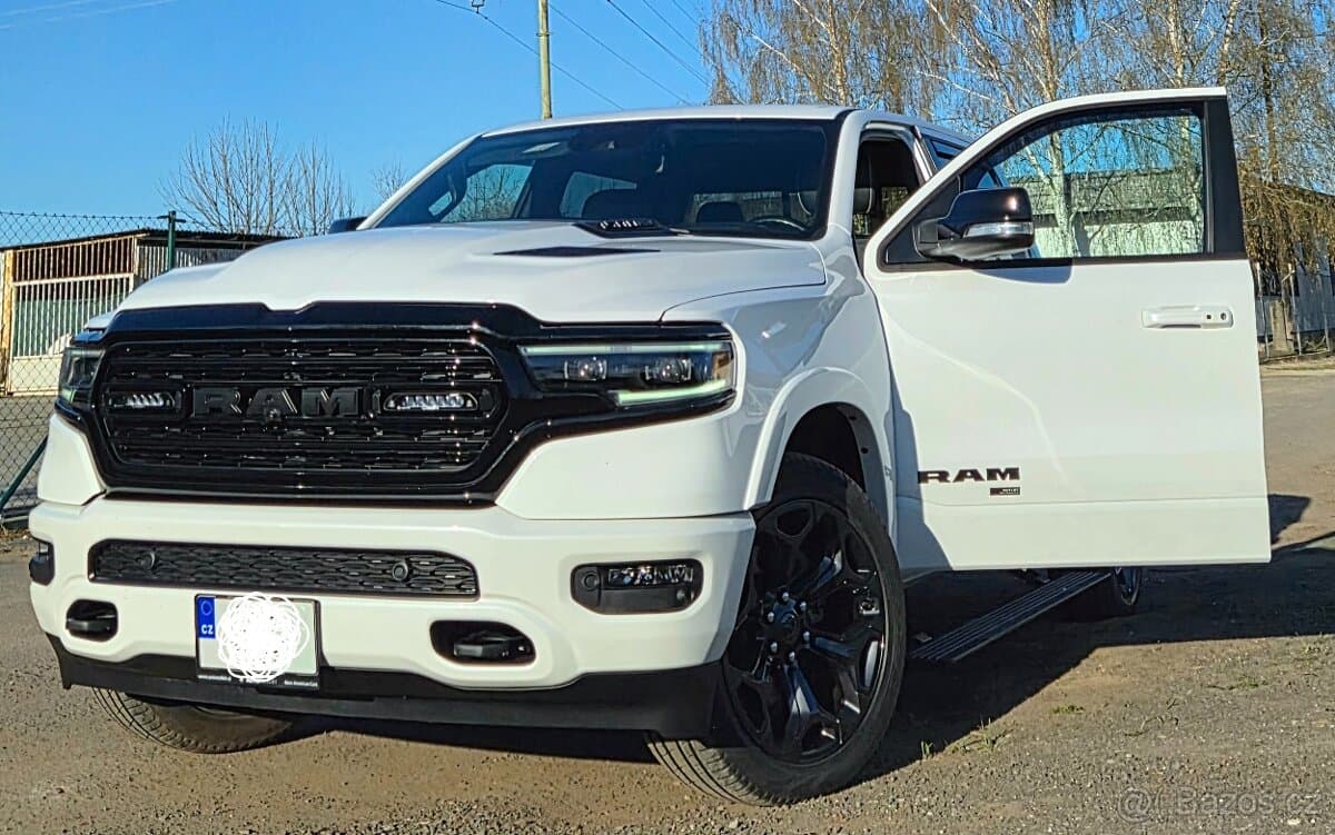 2022 RAM 1500 - 4