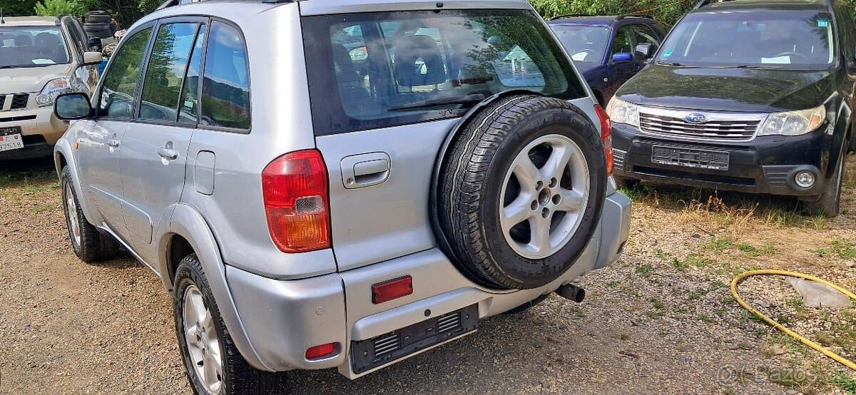 2002 Toyota RAV4 - 4