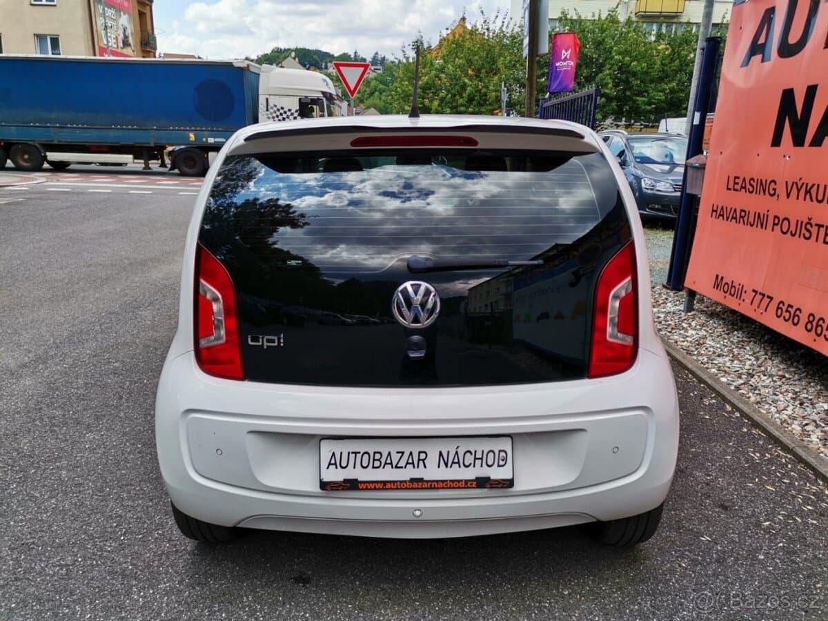 2014 Volkswagen UP! - 4