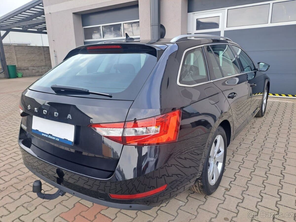 2022 Škoda SUPERB - 4