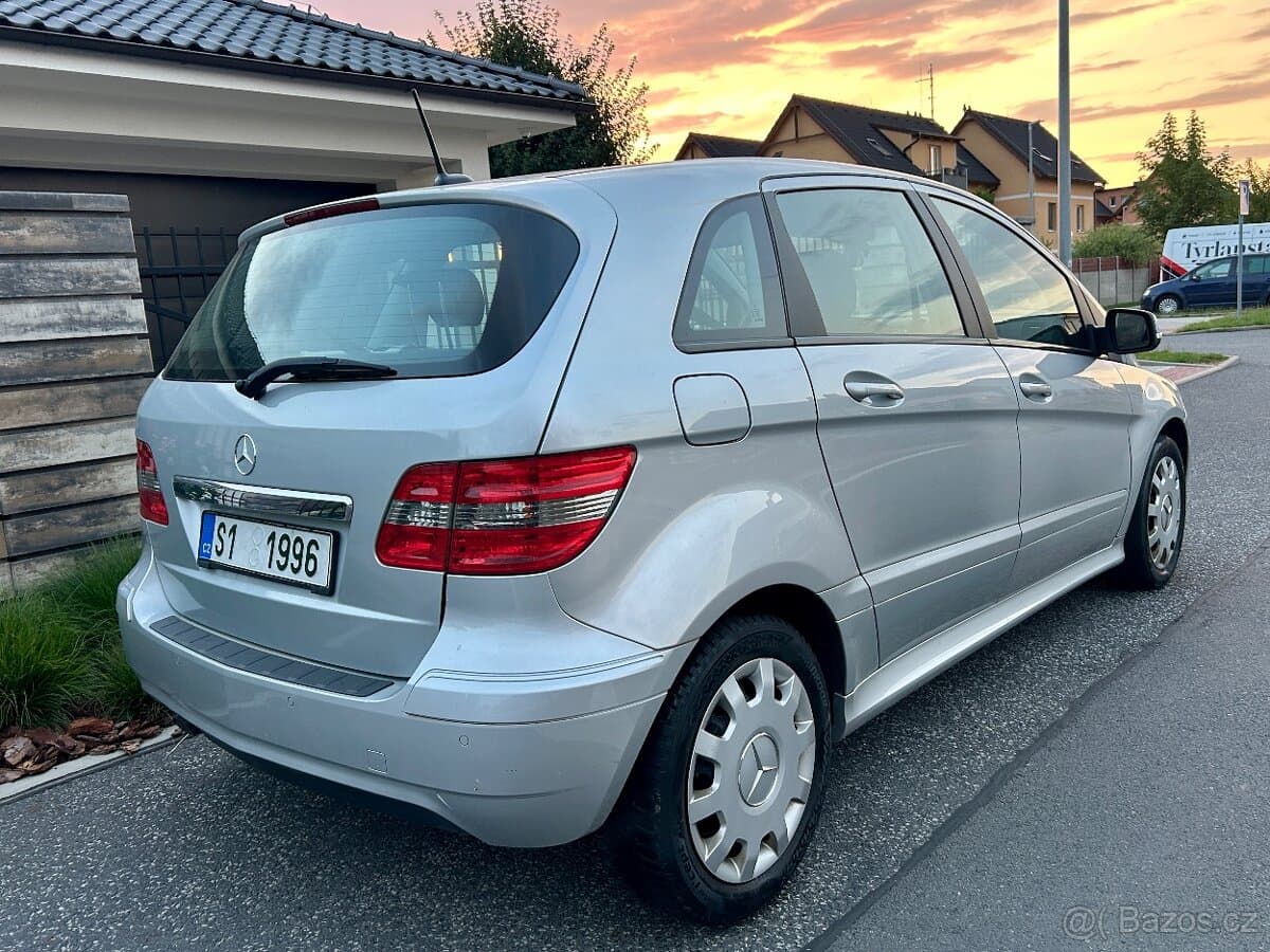 2010 Mercedes-Benz OSTATNÍ - 4
