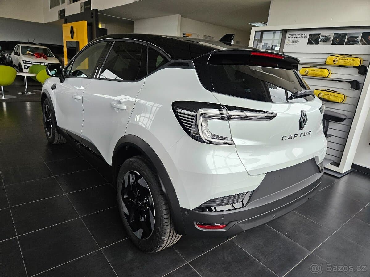 2025 Renault CAPTUR - 4