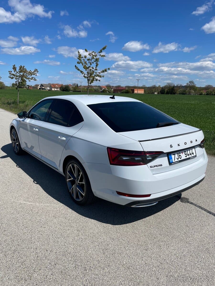 2022 Škoda SUPERB - 4